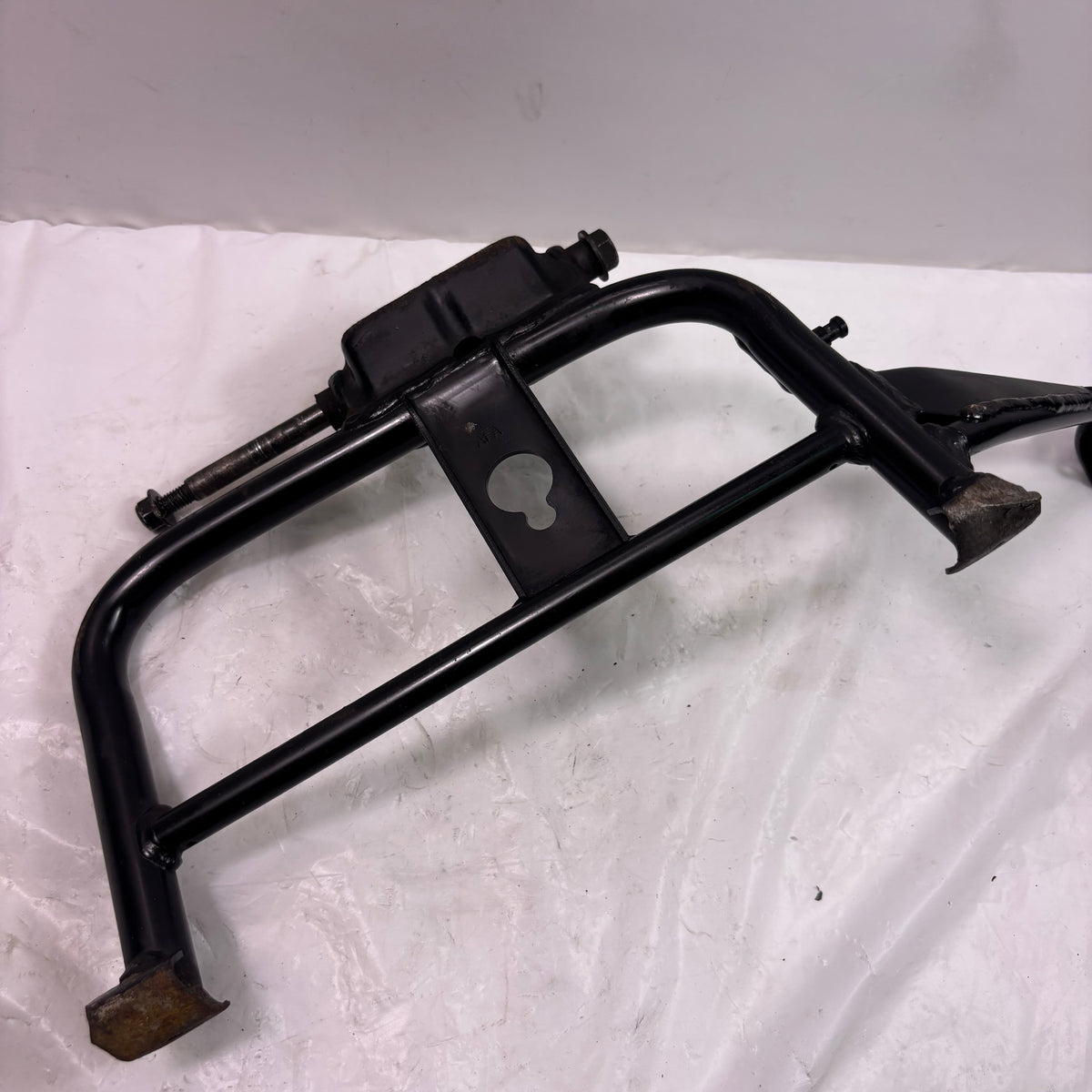 Lance Cali & Havana Classic 200i Scooter Center Main Stand, Pre Owned Black