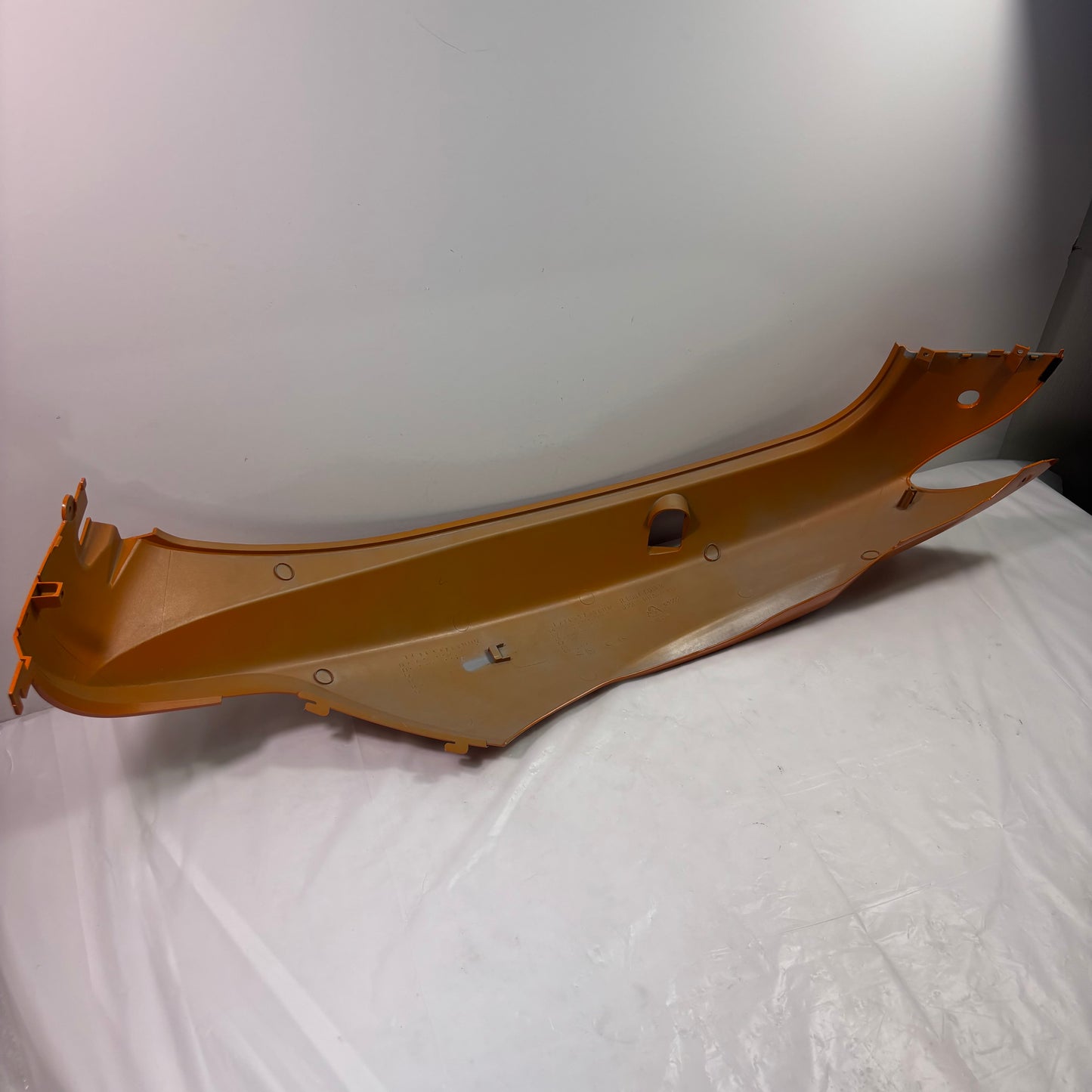 OEM SYM HD200 Evo Scooter Right Body Panel w/ Emblem, Orange. 8350G-HHR-000