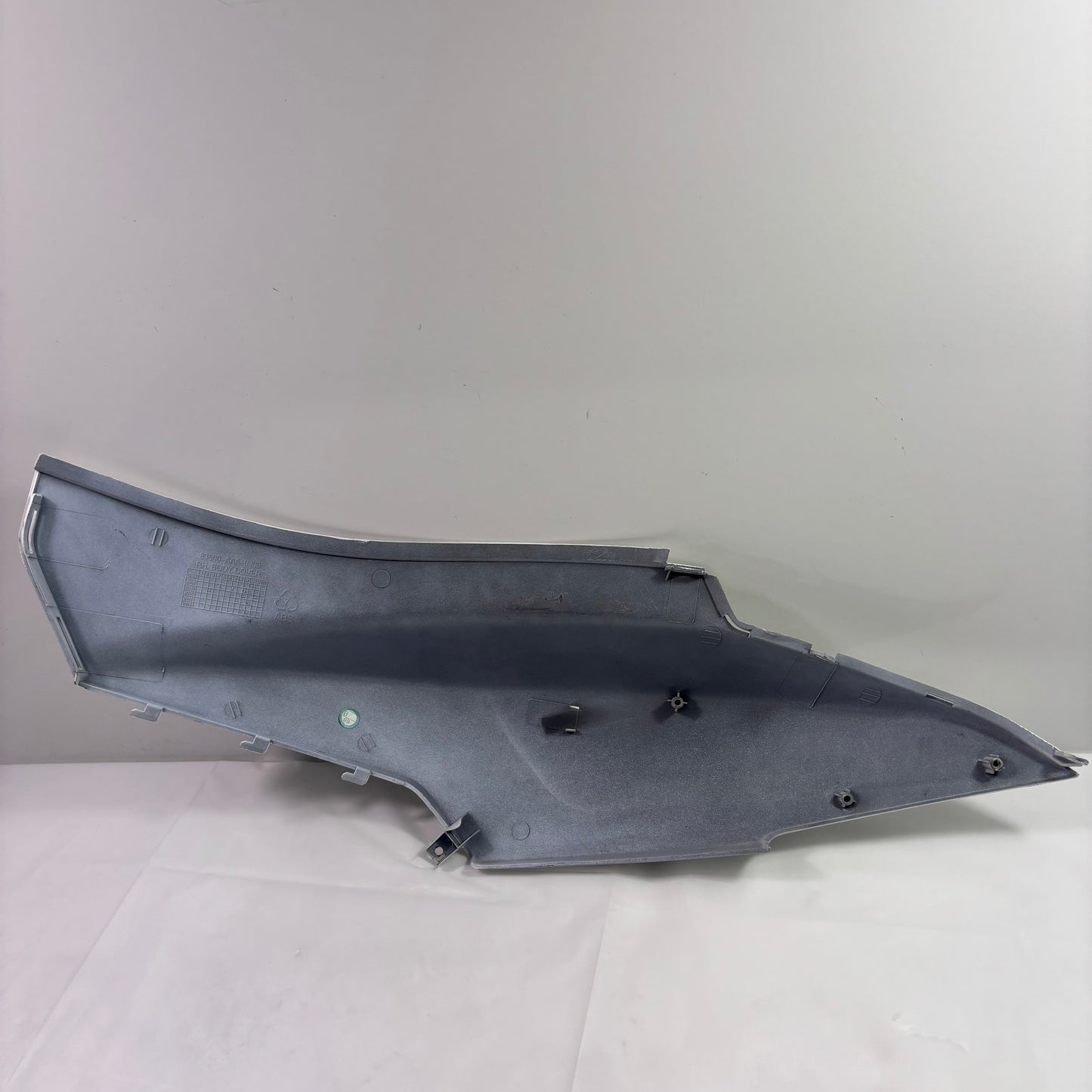 OEM Lance PCH 125 Scooter RH Body Cover Right Panel, White 83500-AAA-000