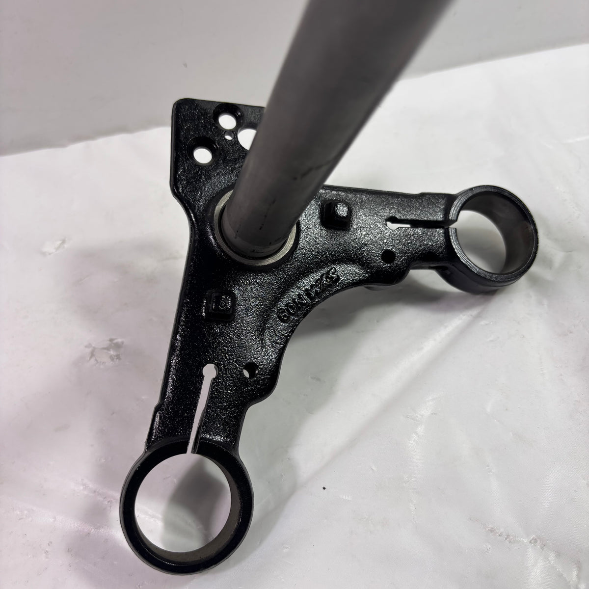 OEM SYM Wolf Classic 125 / 150 Gas Motorcycle Steering Stem Triple Tree, 53200-N09-600-K