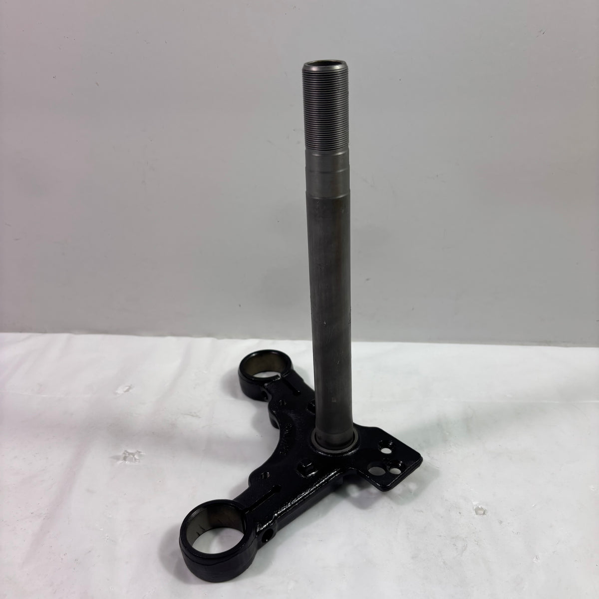 OEM SYM Wolf Classic 125 / 150 Gas Motorcycle Steering Stem Triple Tree, 53200-N09-600-K