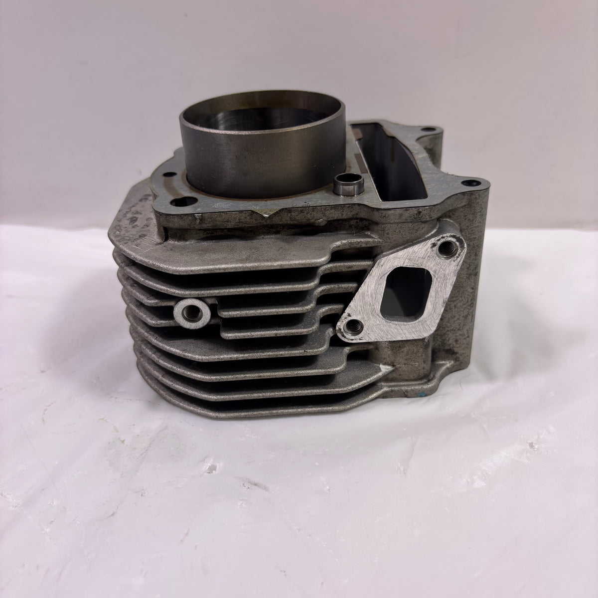 OEM Genuine Buddy 125 Scooter Cylinder Assembly, C1064011000 (Pre Owned) PGO