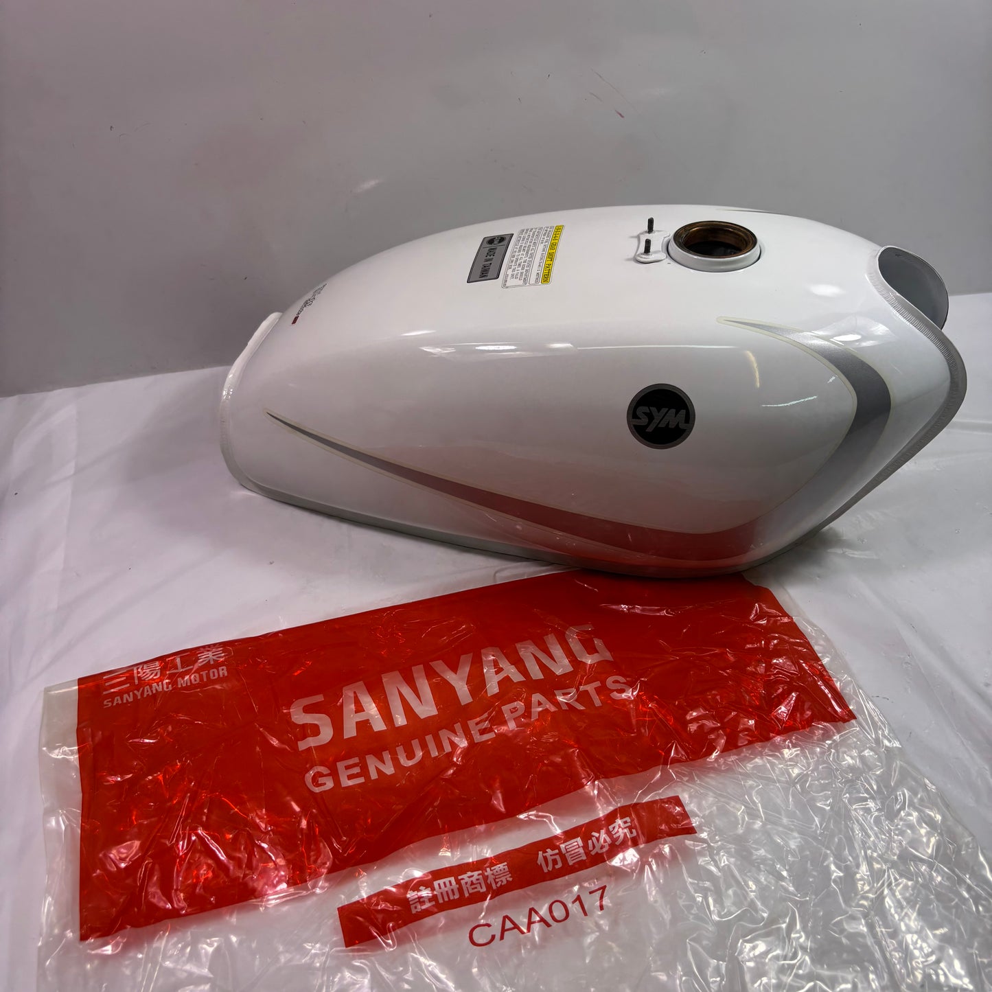 OEM SYM Wolf Classic 150 Motorcycle Gas Fuel Tank, White Original (NEW)