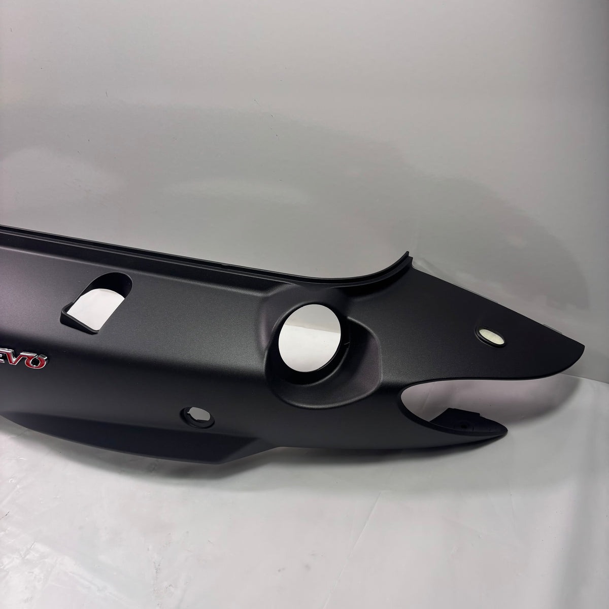 OEM SYM HD200 Evo Scooter Left Body Panel, Matte Black 8360G-HHR-000