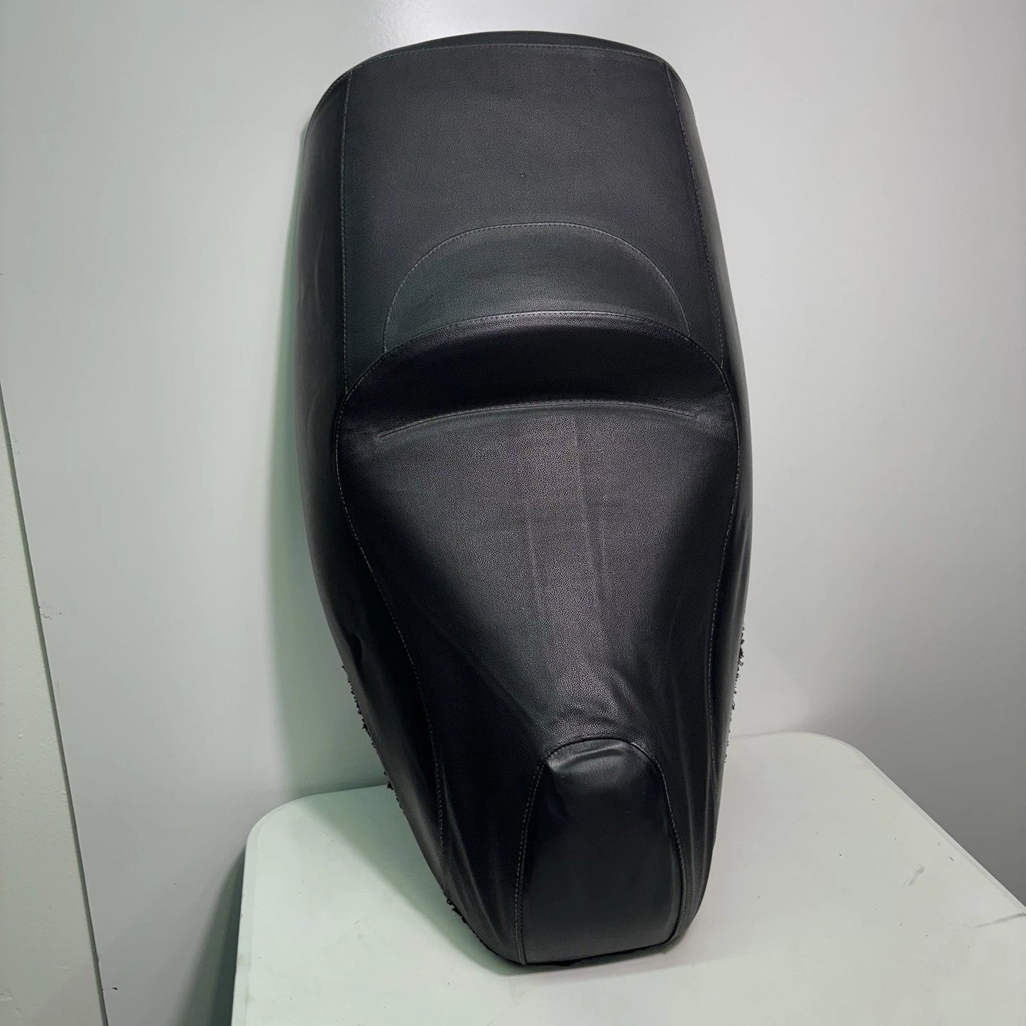 2009 VESPA PIAGGIO MP3 THREE WHEELER Scooter 400IE SEAT, OEM Black