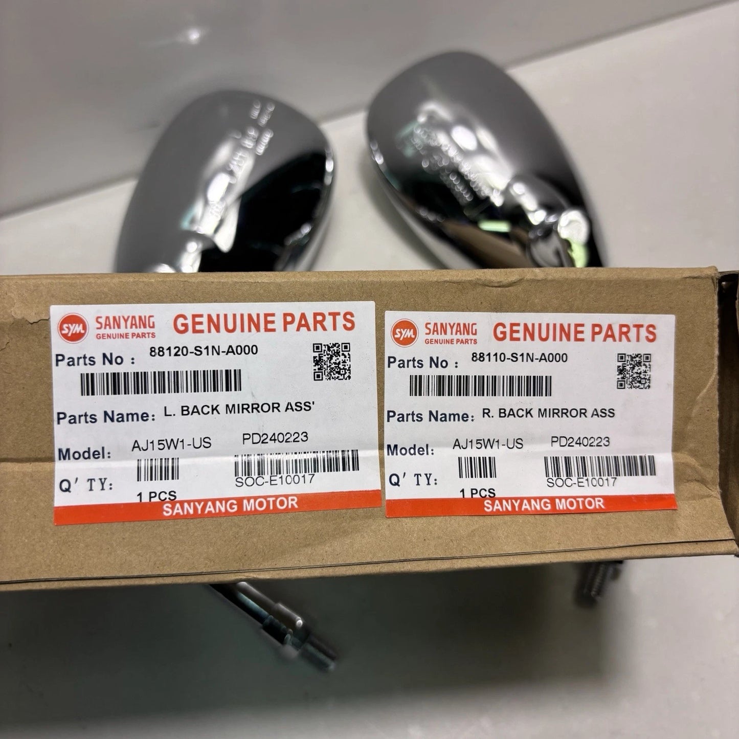OEM Lance Cali Classic Left & Right Mirror Set, Chrome. Scooter 10mm Mirrors