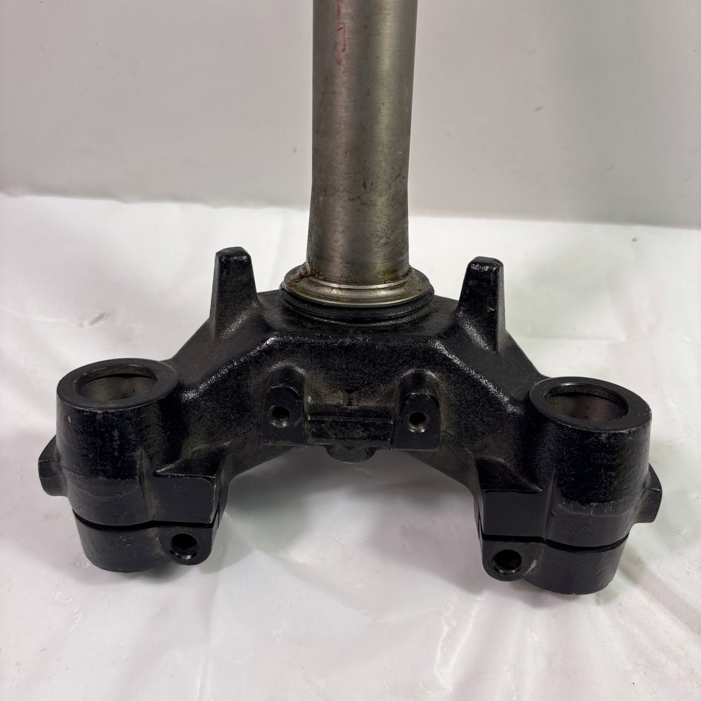 OEM SYM Symba 100 Steering Stem Triple Tree Comp, Pre Owned 53200-MKK-000