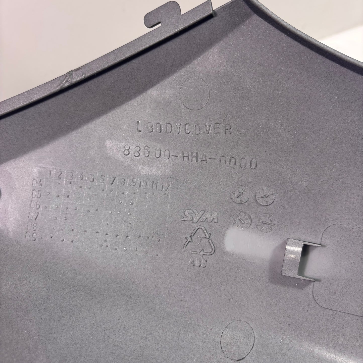 OEM SYM HD200 Evo Scooter Left Body Panel, Matte Black 8360G-HHR-000