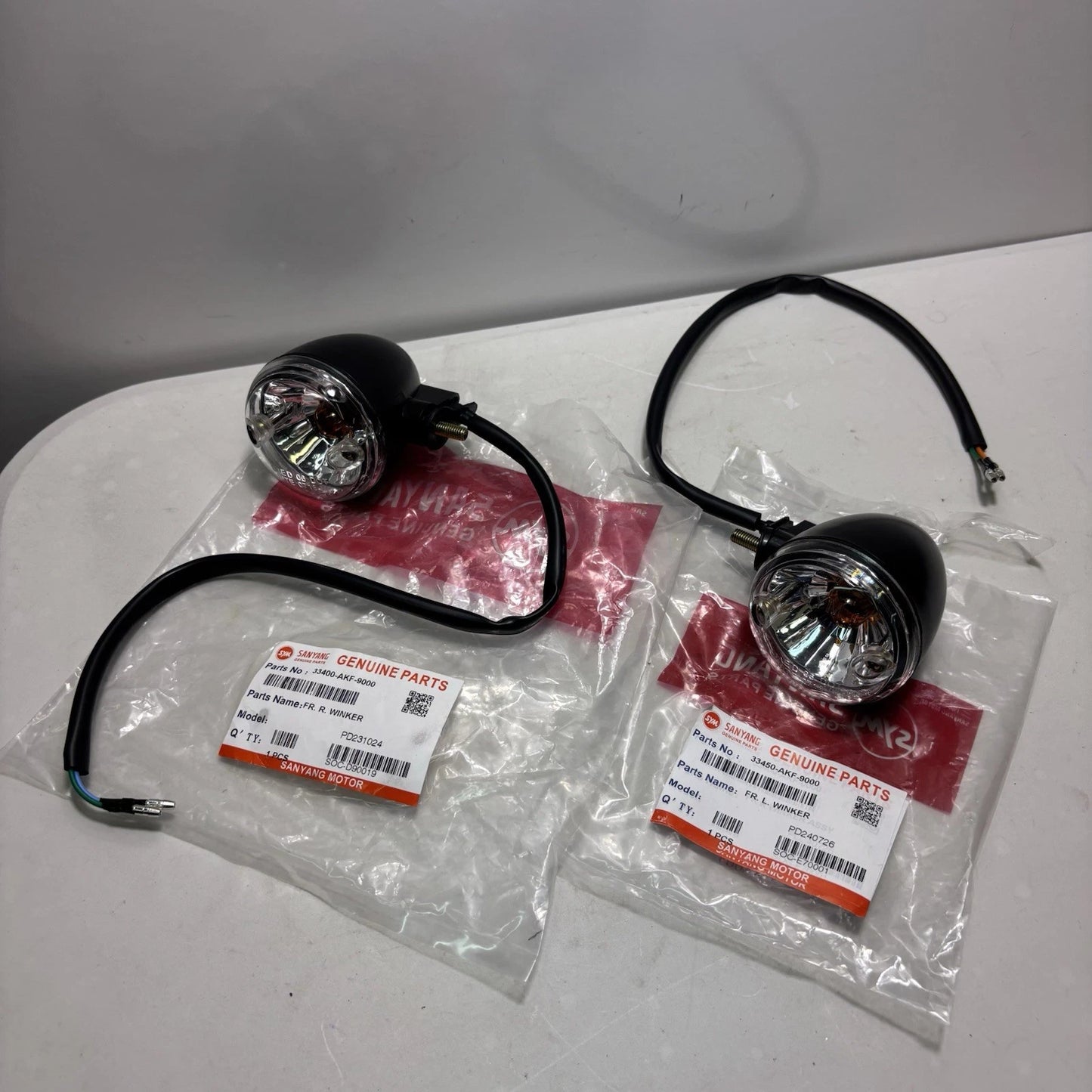 OEM Lance PCH, Cabo, Fiddle iii Front Turn Signals / Winkers Left & Right Pair