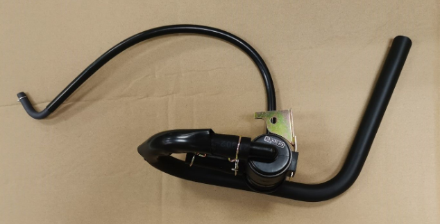 E 02 CYLINDER Head Cover/Carburetor for Cali Classic 125cc