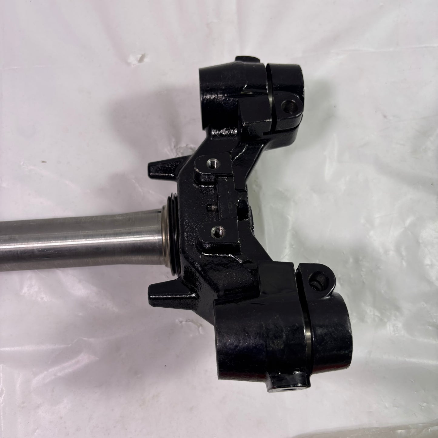 OEM SYM Symba 100 Triple Tree / Handle Steering Stem, Original New 53200-MKK-000