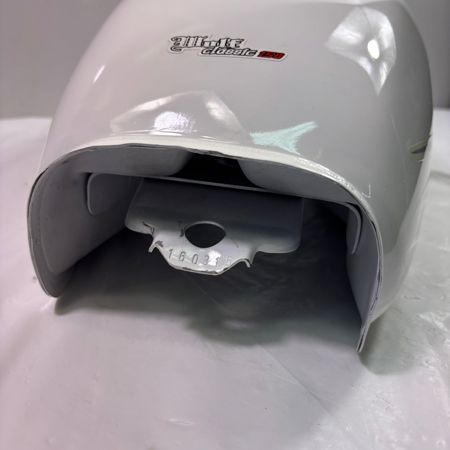 OEM SYM Wolf Classic 150 Motorcycle Gas Fuel Tank, White Original (NEW)