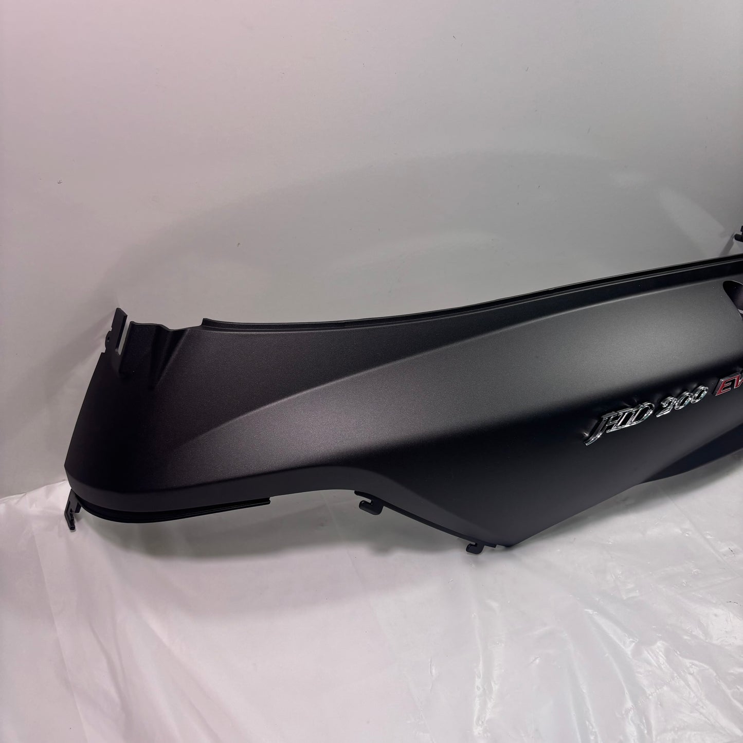 OEM SYM HD200 Evo Scooter Left Body Panel, Matte Black 8360G-HHR-000