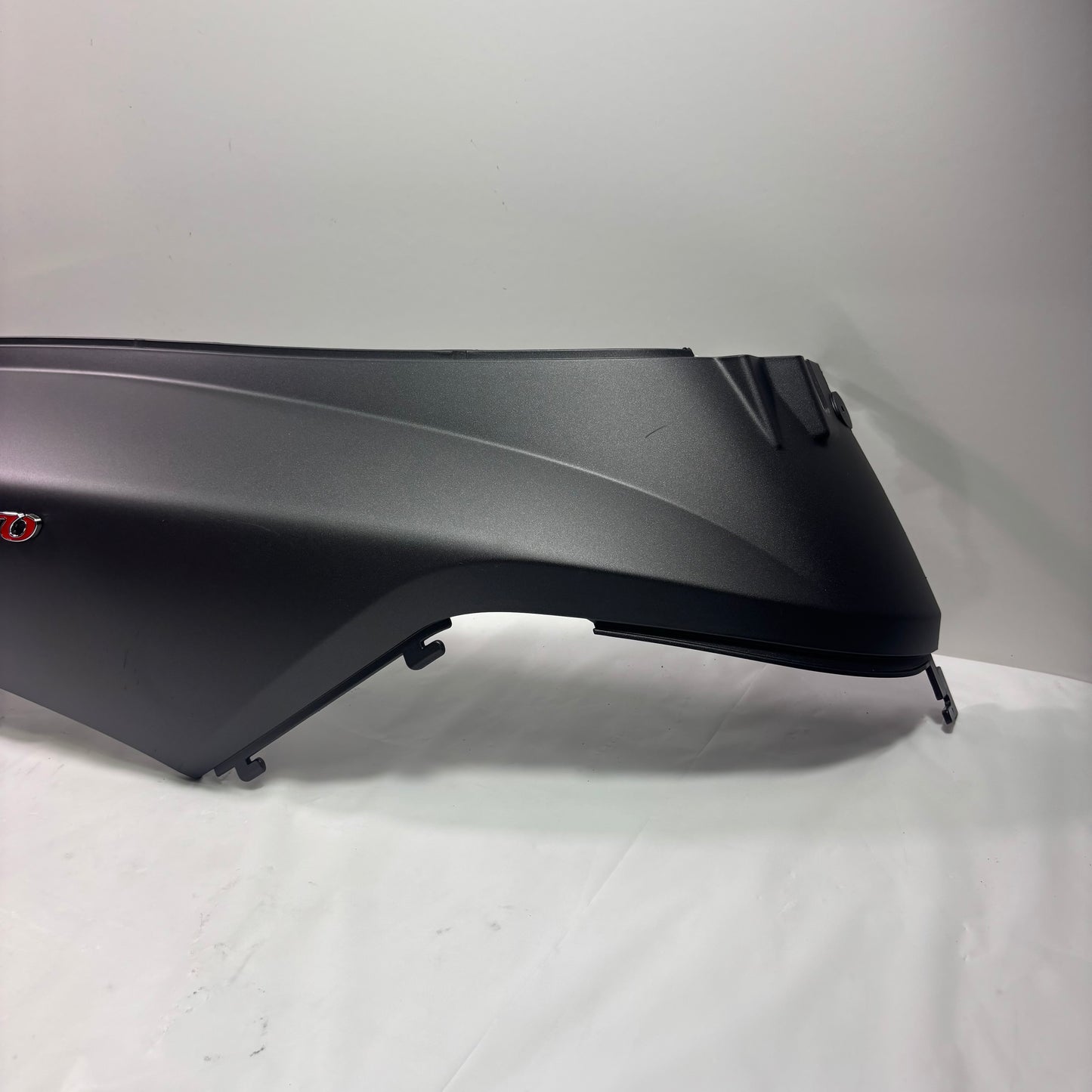 OEM SYM HD200 Evo Scooter Right Body Panel, Matte Black 8350G-HHR-000