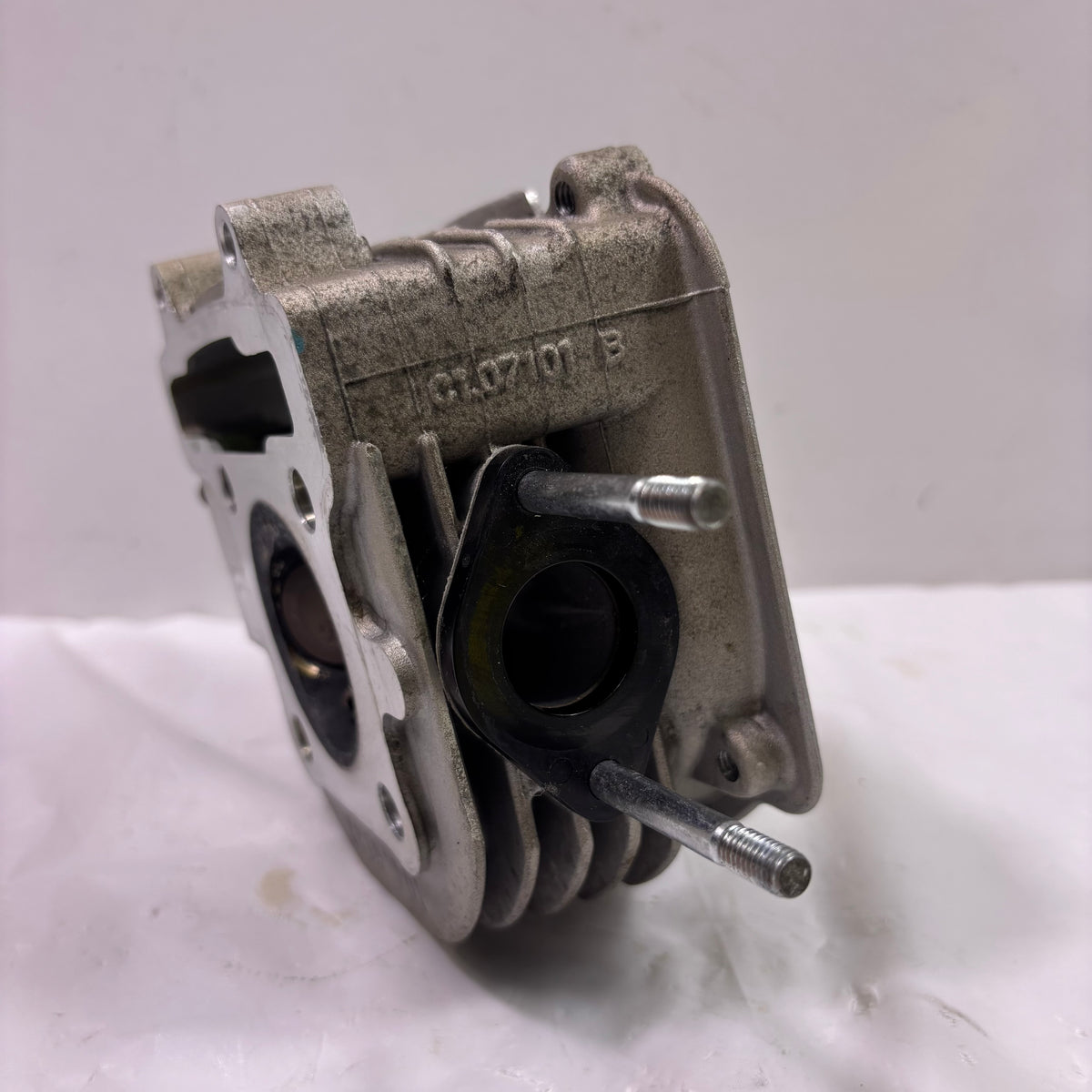 OEM Genuine Buddy 125 Scooter Cylinder Head Comp w/ Valves, gasket (Pre Owned)