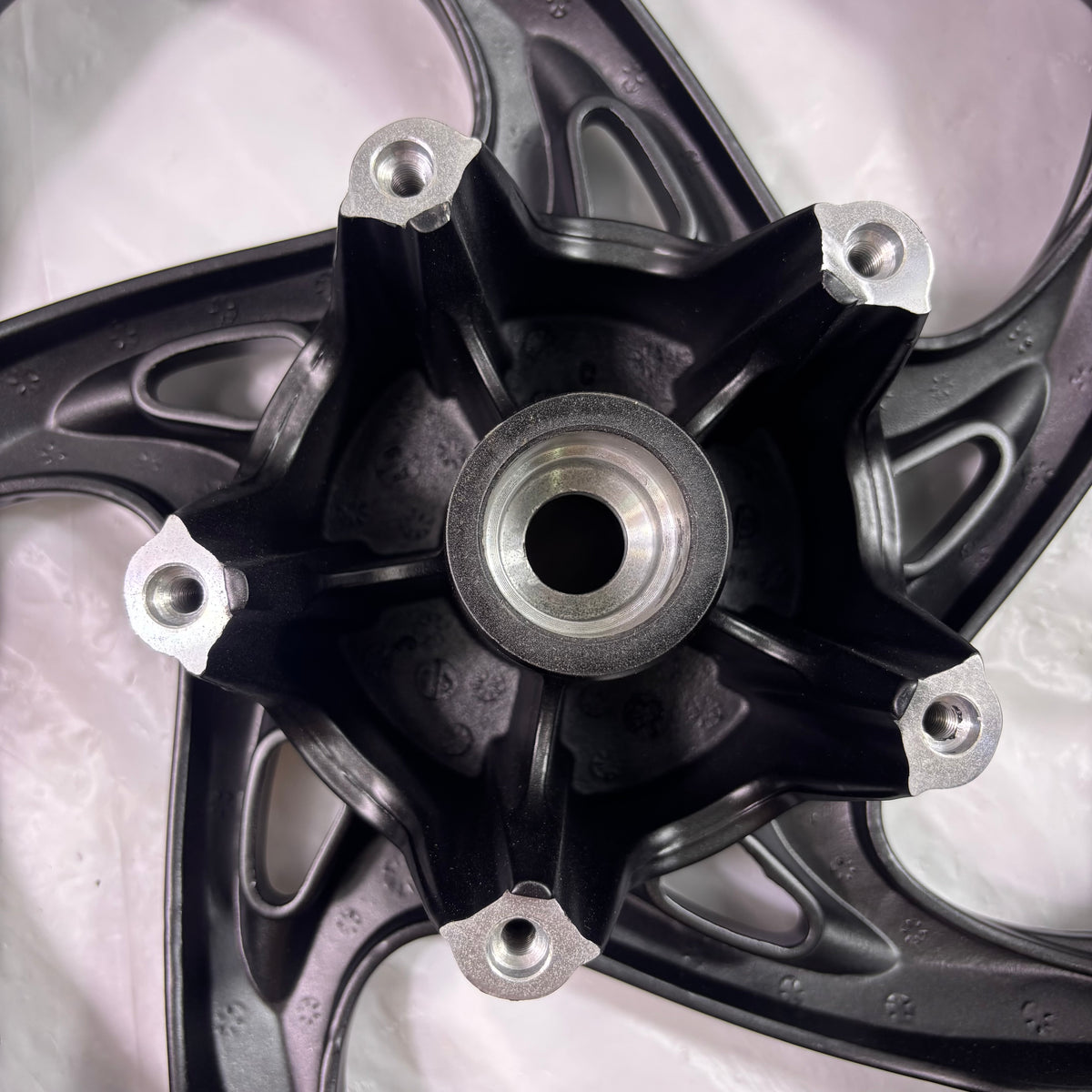 OEM SYM T2 Motorcycle 250i / 250 EFI Front Wheel Rim Comp 44601-B9A-100 Original