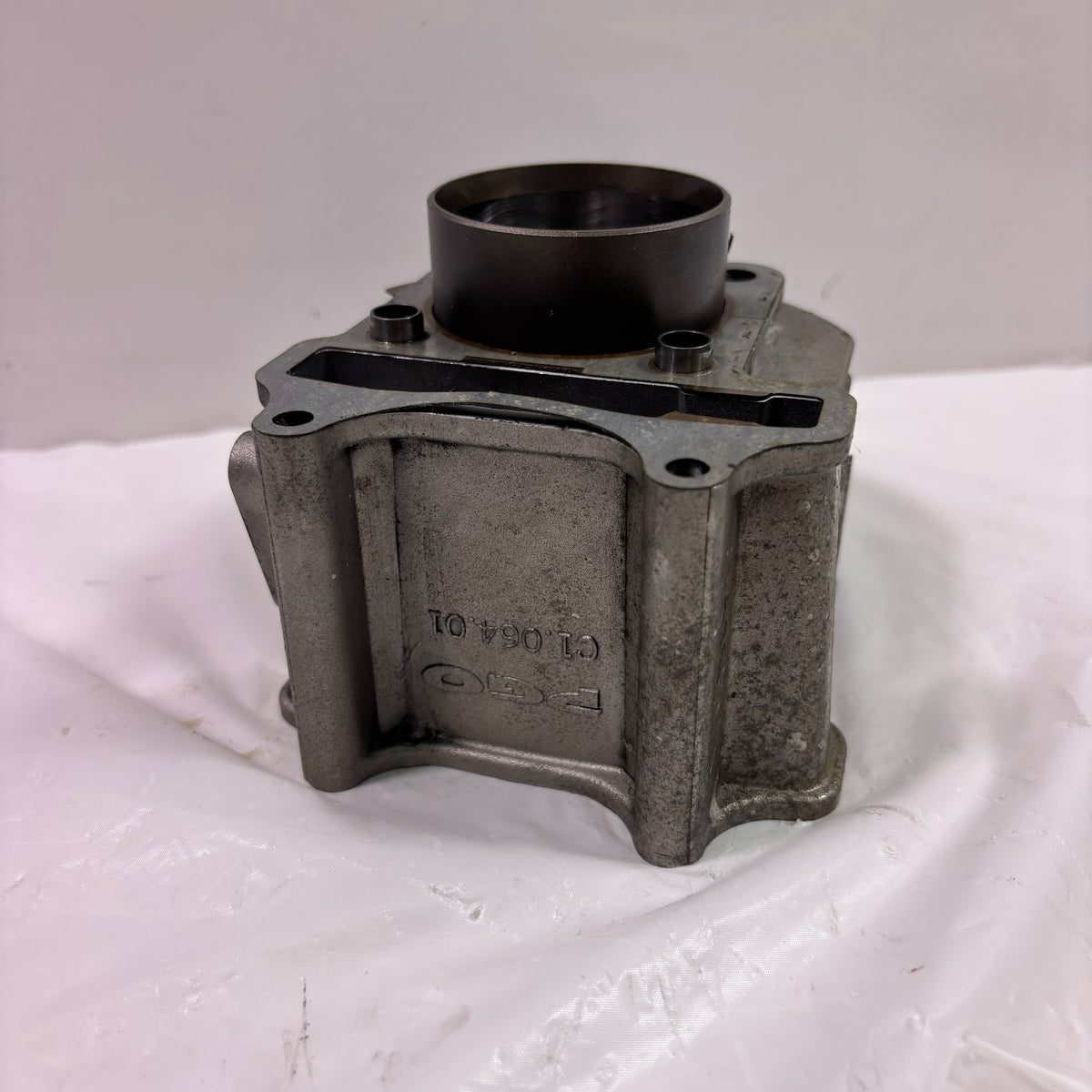 OEM Genuine Buddy 125 Scooter Cylinder Assembly, C1064011000 (Pre Owned) PGO