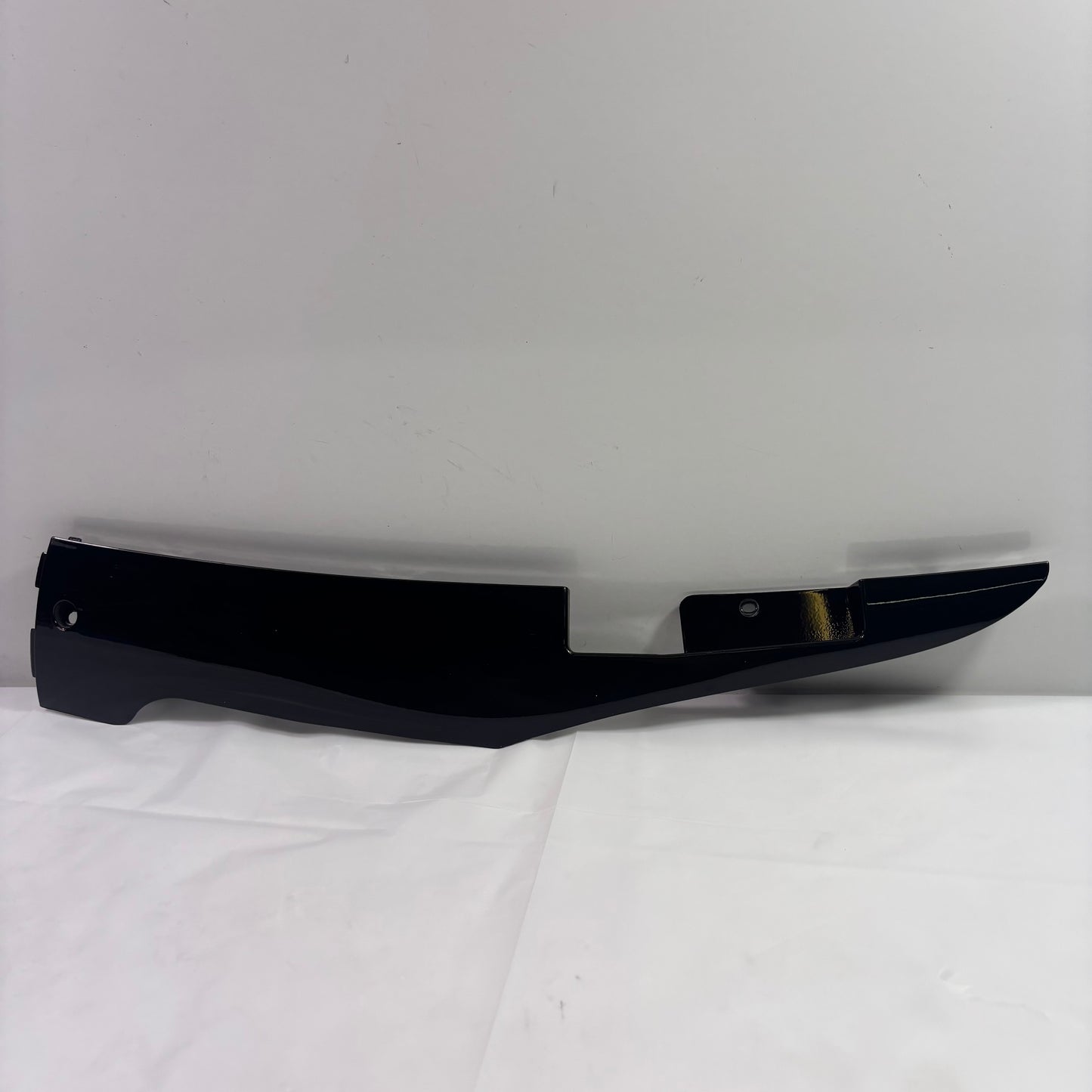 OEM Lance Cali & Havana Classic 50/125/200i Left Lower Side Cover, Used Black