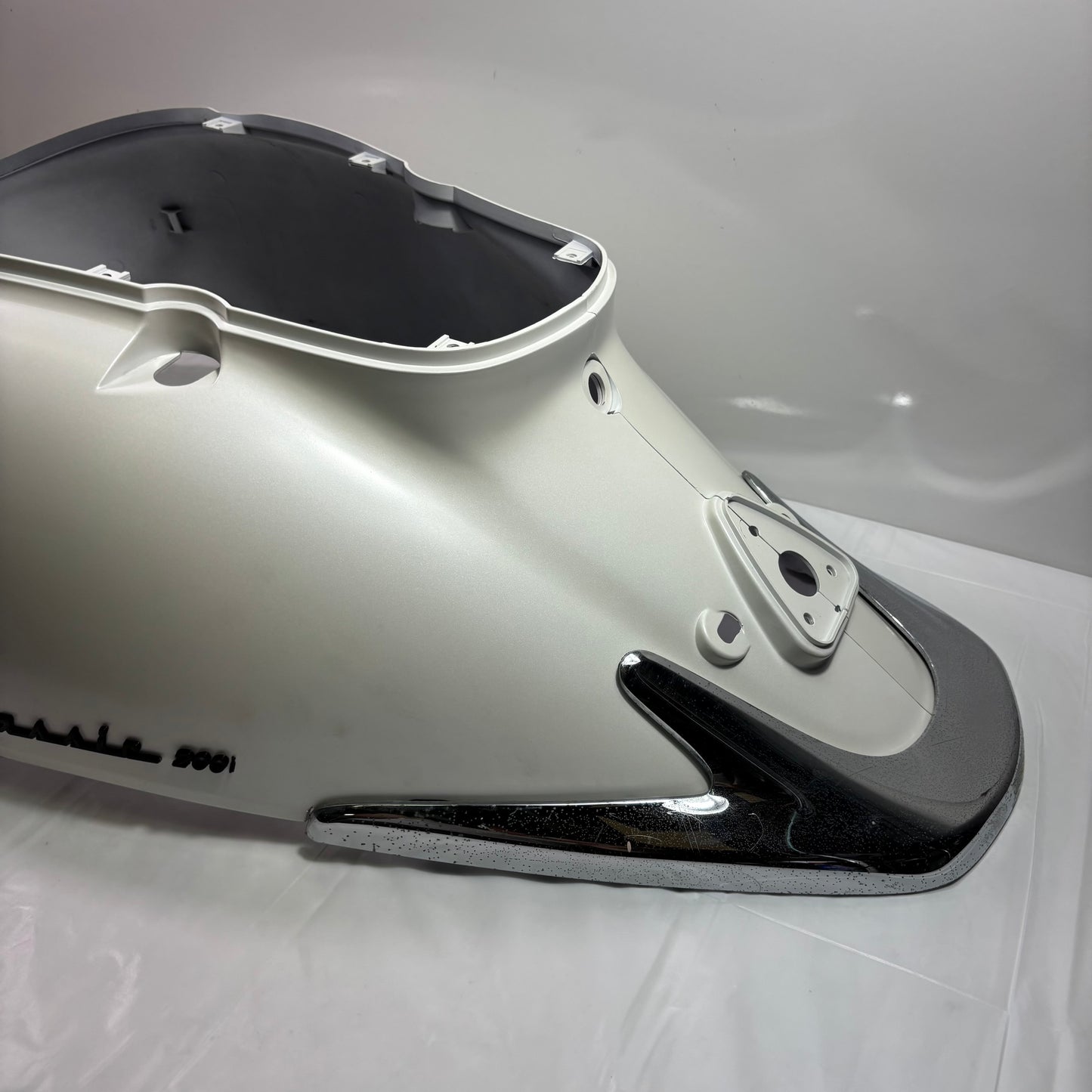 OEM Lance Cali / Havana Classic Left Right Body Panel Shell, Rear White